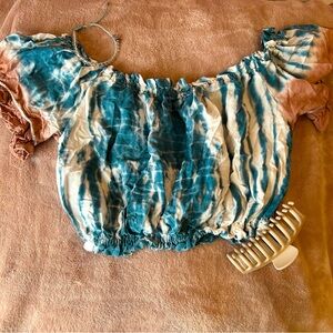 Ocean drive crop top 🌊